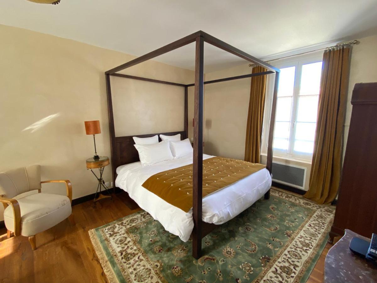 La Thebauderie Hotel Montfort-l'Amaury Ngoại thất bức ảnh